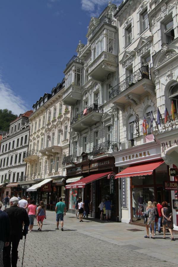 Boutique Apartment Owned By Emperor Peter The Great With 2 Balconies & Jacuzzi 카를로비바리 외부 사진